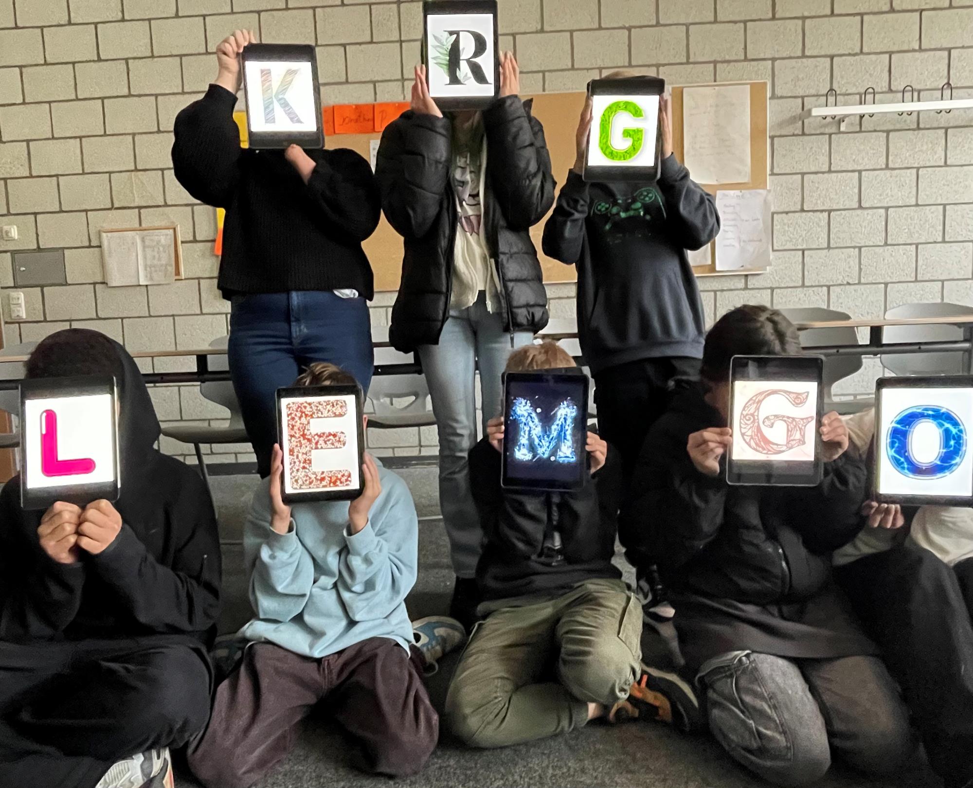 Das 11Projekt (Arbeiten mit dem Tablet) wird konkret KarlaRavehGesamtschule Lemgo